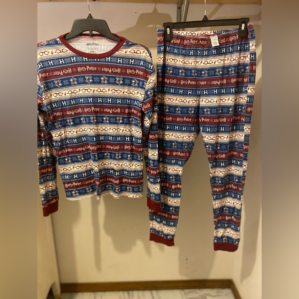 Warner Bros. Harry Potter Womens Pajama Set - Maroon, Blue, White
